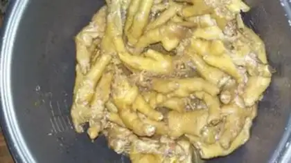 Make The feet of a halogened chicken step 7
