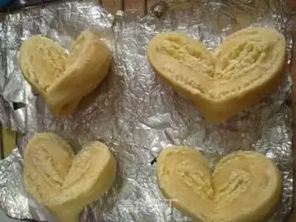 Make Heart-shaped coconut bread step 14