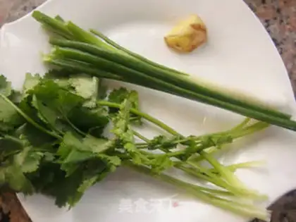 Make Onion duck eggs step 1