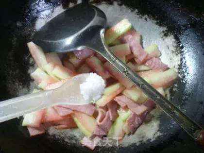 Make Bacon fried watermelon step 6