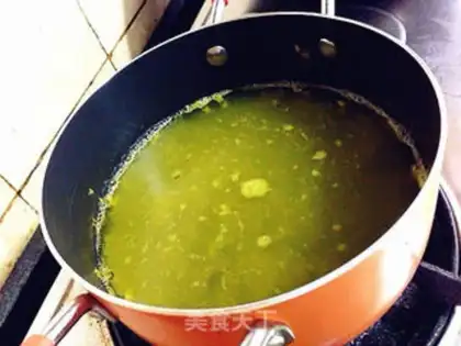 Make Bronco-cracker tea step 10