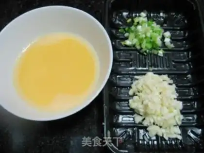 Make Garlic fried rice step 0