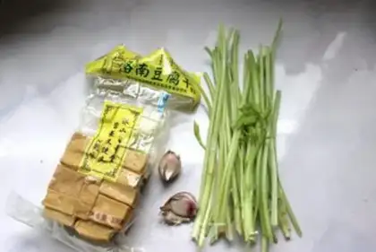 Make Celery and beans step 0