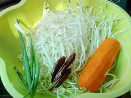 Make Carrot sprouts step 0