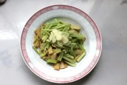 Make Celery and beans step 4