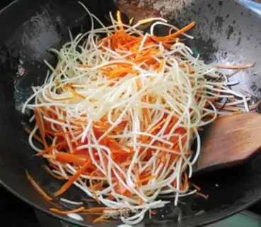 Make Carrot sprouts step 5