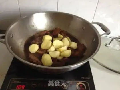 Make Apricot mushroom potato ribs step 6