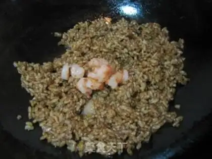 Make Curry shrimp fried rice step 3