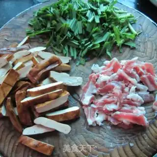 Make Garlic tofu fried meat step 1