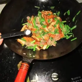 Make Garlic tofu fried meat step 8