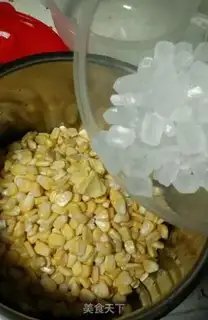 Make Milky corn soup step 3