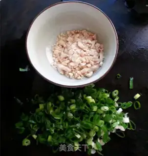 Make The red-oiled cow leaves step 3