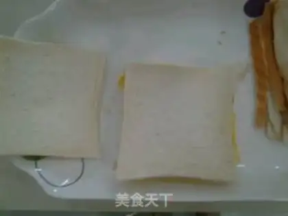 Make Egg cheese sandwich step 4