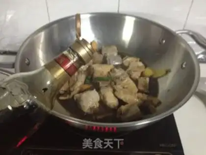 Make Breathed potato stew ribs step 2