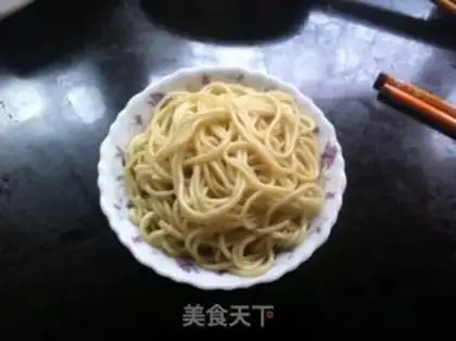 Make Hot dry noodles step 9