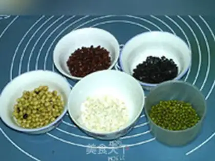 Make Five-coloured soybeans step 0