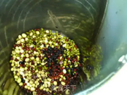 Make Five-coloured soybeans step 2