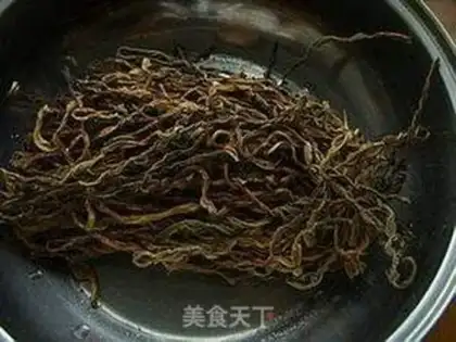 Make Dry bean horn evaporation noodles step 0