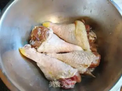 Make Spicy chicken legs step 1