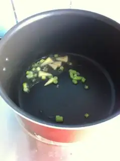 Make Tomato cucumber egg soup step 2