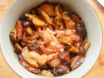 Make Frozen chicken with mushrooms step 4