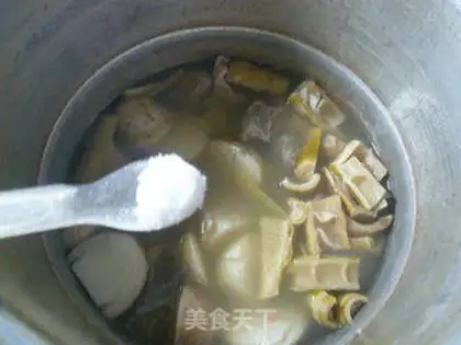 Make Scrambled potato chop soup step 10