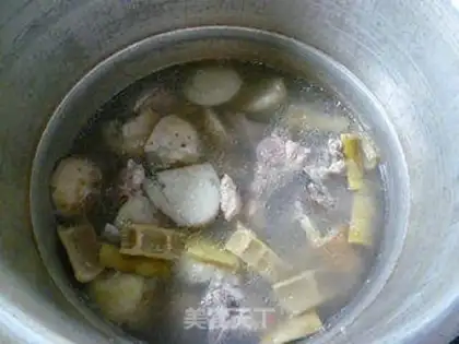 Make Scrambled potato chop soup step 12