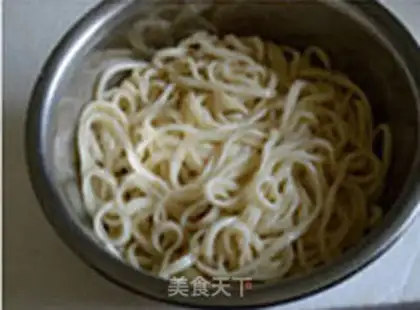 Make Peanut butter noodles step 4