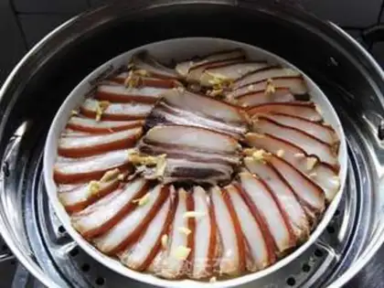 Make The sauce is steaming step 5