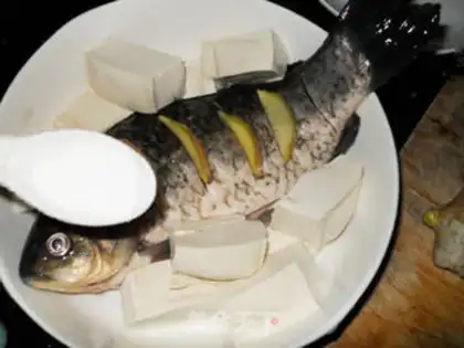 Make Tofu fish soup step 5