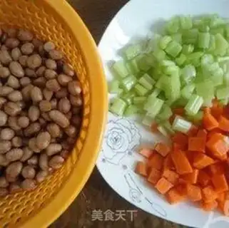 Make Five peanuts step 0