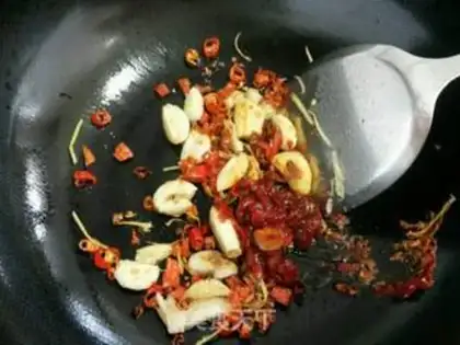 Make Spicy Spicy Bones step 1