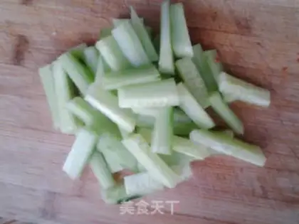 Make A cucumber bar step 3