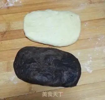 Make Coco Bread step 4