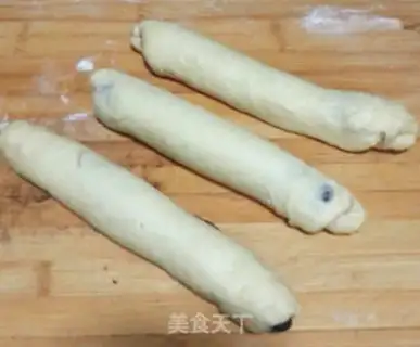Make Coco Bread step 6