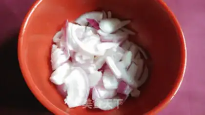 Make Onion cucumbers step 2