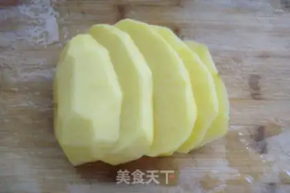 Make Spicy potatoes step 0