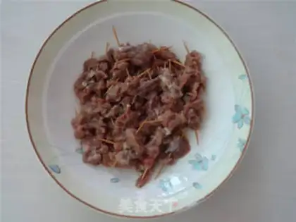 Make Spicy toothpick beef step 4