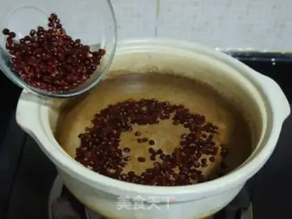 Make Red bean pigtail soup step 3