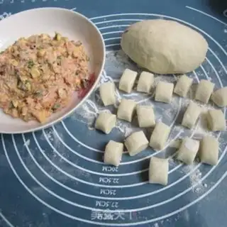 Make Corn pork dumplings step 7