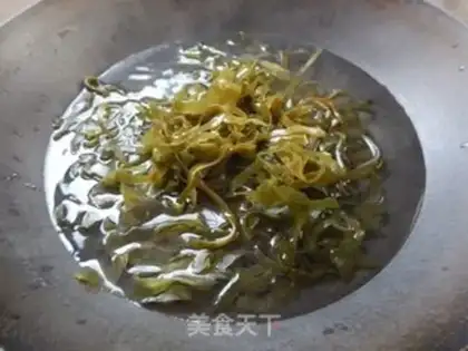 Make Tofu-curded seaweed step 4