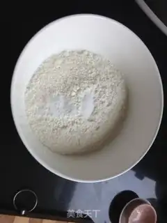 Make Onion walnut step 1