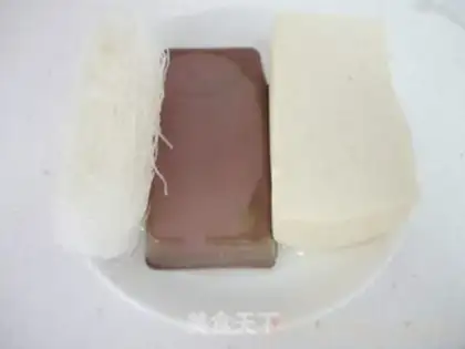 Make Powder and goat blood step 0