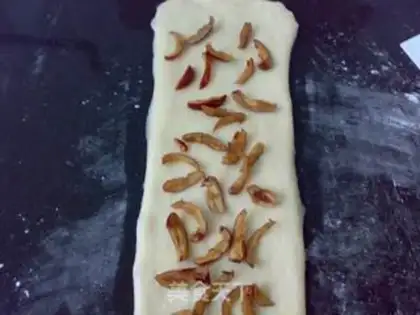 Make Red-tree toast step 11