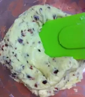 Make Cranberry cookies step 6