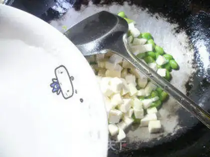 Make Sheeptails, white, fried beans step 6