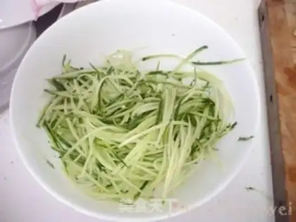 Make Sour spicy noodles step 7
