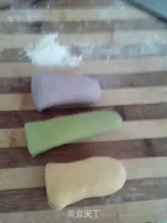 Make Colour dumplings step 4