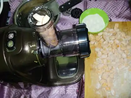 Make Carrot noodles step 4