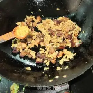 Make Roach and chicken legs step 5